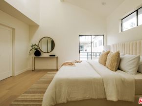 847 17th Street 6, Santa Monica CA 90403