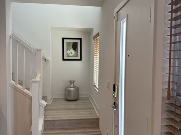 2913 Exposition Place 2, Los Angeles CA 90018