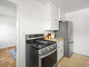 5441 Village Green, Los Angeles CA 90016