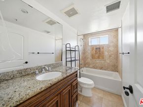 4733 Elmwood Avenue 304, Los Angeles CA 90004