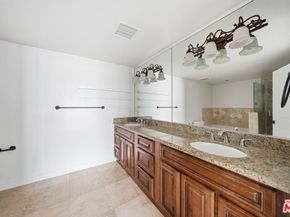 4733 Elmwood Avenue 304, Los Angeles CA 90004