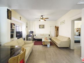 819 S Park View Street, Los Angeles CA 90057