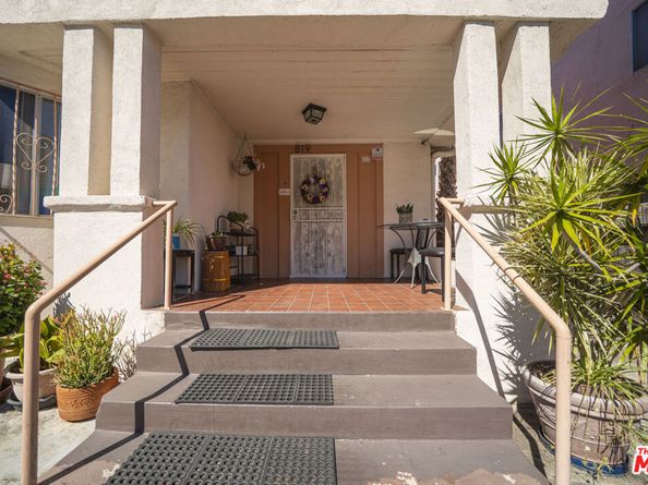 819 S Park View Street, Los Angeles CA 90057