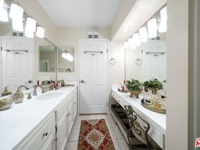 121 S Hope Street 431, Los Angeles CA 90012