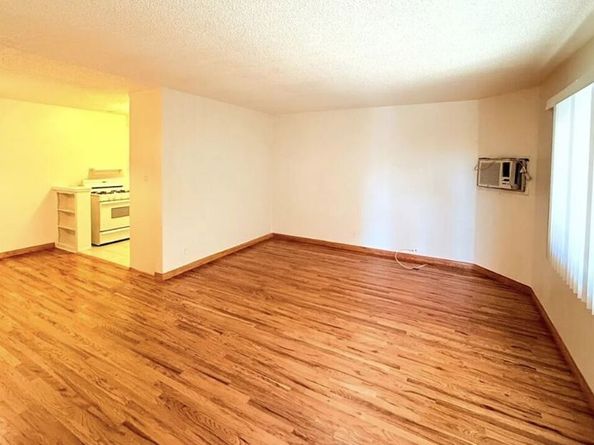 12325 Riverside Drive, Valley Village CA 91607