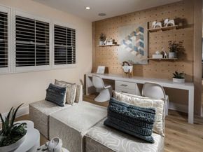 20400 W Marlow Lane, Porter Ranch CA 91326