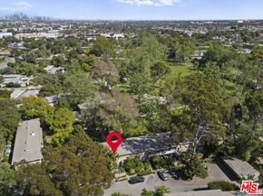 5345 Village Green, Los Angeles CA 90016