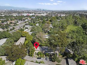 5345 Village Green, Los Angeles CA 90016