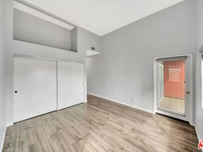 11124 Burbank Boulevard 311, North Hollywood CA 91601