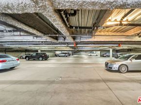 11124 Burbank Boulevard 311, North Hollywood CA 91601