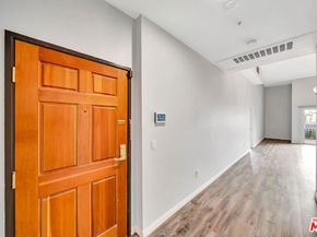 11124 Burbank Boulevard 311, North Hollywood CA 91601