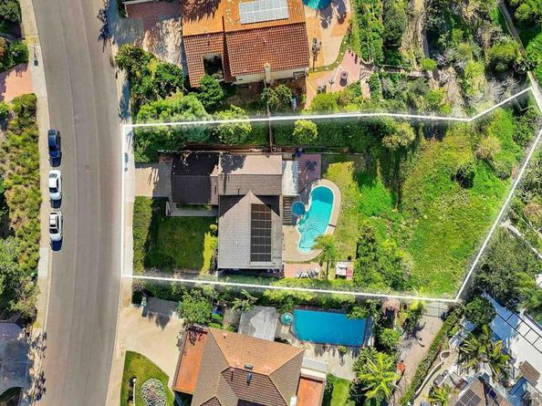 2518 Unicornio, Carlsbad CA 92009