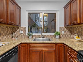 1030 Robinson Ave 207, San Diego CA 92103