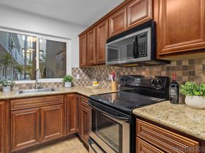 1030 Robinson Ave 207, San Diego CA 92103