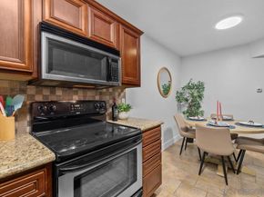 1030 Robinson Ave 207, San Diego CA 92103