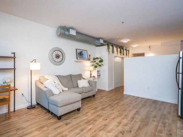 889 Date St. 214, San Diego CA 92101