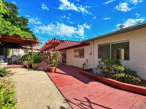 2050 Oak Hill Dr, Escondido CA 92027