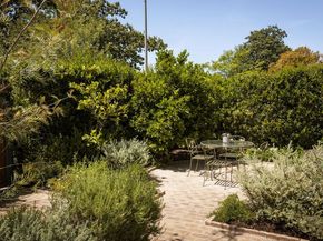 3351 Garden Avenue, Los Angeles CA 90039