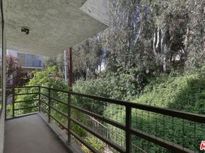 11601 Montana Avenue 6, Los Angeles CA 90049