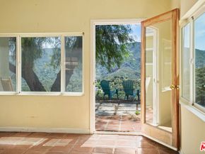 2617 Hodgson Circle Drive, Topanga CA 90290