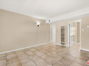 10600 S Inglewood Avenue, Inglewood CA 90304