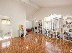 9152 Vincente Way, North Hills CA 91343