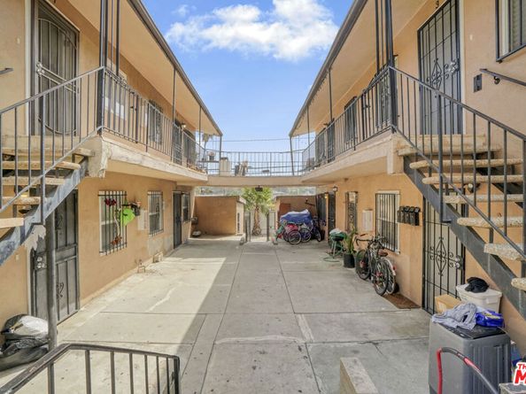 5274 Ithaca Avenue, Los Angeles CA 90032