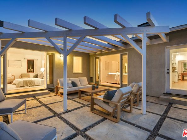 6506 Colbath Avenue, Valley Glen CA 91401