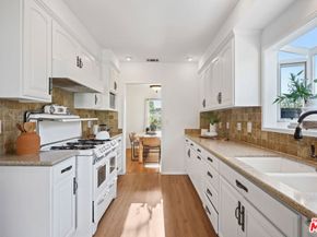 6506 Colbath Avenue, Valley Glen CA 91401