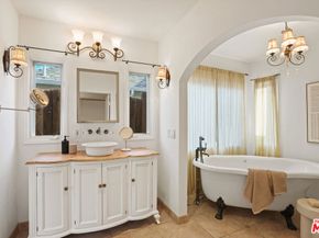 6506 Colbath Avenue, Valley Glen CA 91401
