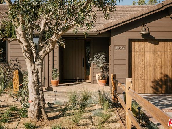 8029 El Manor Avenue, Los Angeles CA 90045