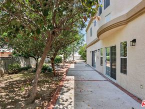 17315 Lassen Street, Northridge CA 91325