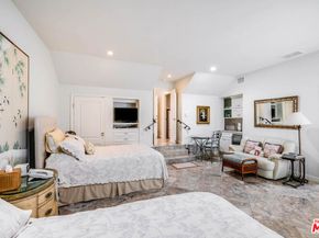 9921 Toluca Lake Avenue, Toluca Lake CA 91602