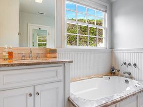9921 Toluca Lake Avenue, Toluca Lake CA 91602