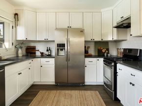 2122 W 29th Street, Los Angeles CA 90018