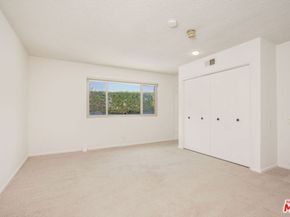 1418 Warner Avenue, Los Angeles CA 90024
