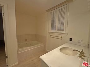 10550 Wilshire Boulevard 103, Los Angeles CA 90024