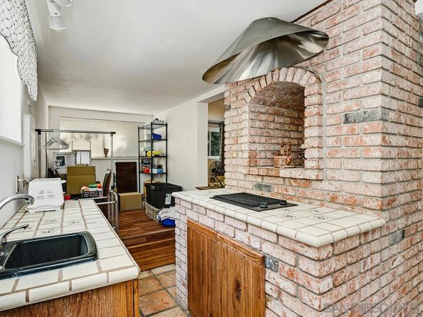 9282 Overton, San Diego CA 92123