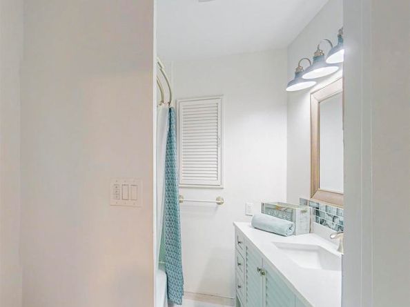 163 La Lomita Drive, Escondido CA 92026