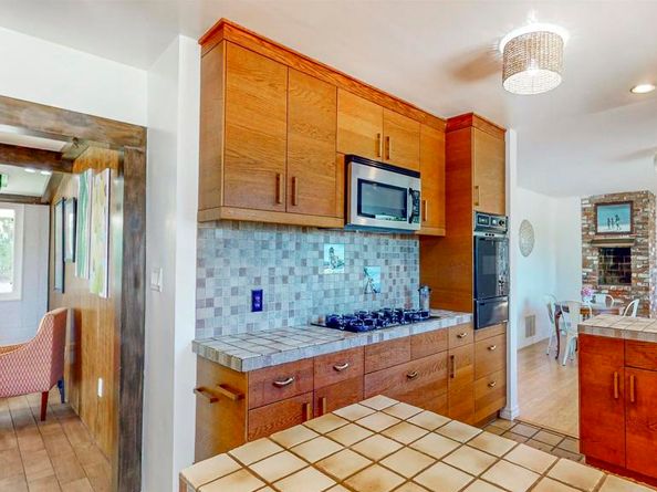 163 La Lomita Drive, Escondido CA 92026