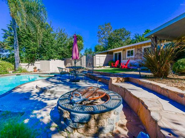 163 La Lomita Drive, Escondido CA 92026