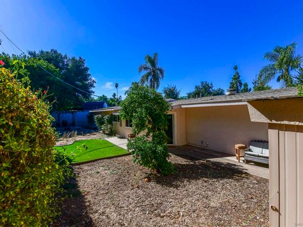 163 La Lomita Drive, Escondido CA 92026