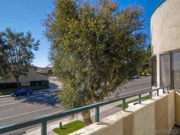 7302 Alicante Road 3, Carlsbad CA 92009