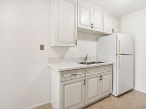 4750 Noyes St 123, San Diego CA 92109