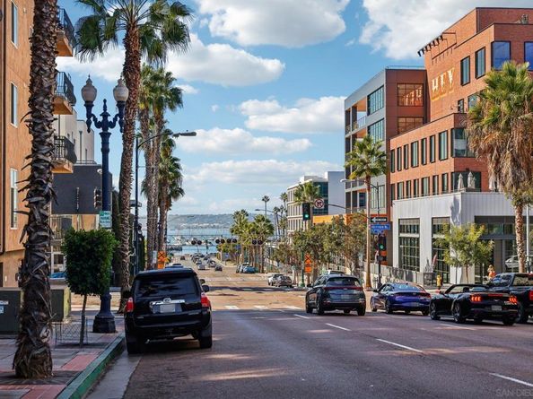 3033 India St 8, San Diego CA 92103