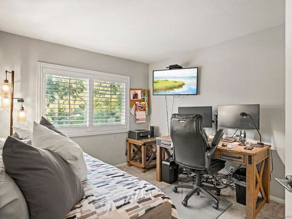 2277 Dunstan St, Oceanside CA 92054