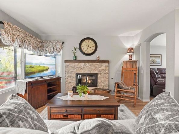 2277 Dunstan St, Oceanside CA 92054