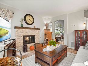 2277 Dunstan St, Oceanside CA 92054