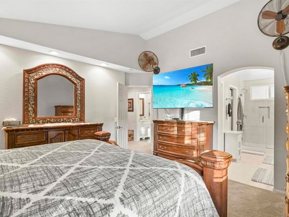 2277 Dunstan St, Oceanside CA 92054