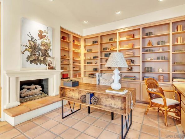 928 Glorietta Blvd, Coronado CA 92118